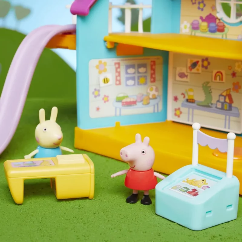 Peppa Pig Peppa’s Club Kids-Only Clubhouse Playset 1